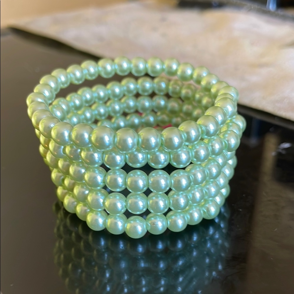Paparazzi Green Coiled Bracelet with Pearlescent Beads